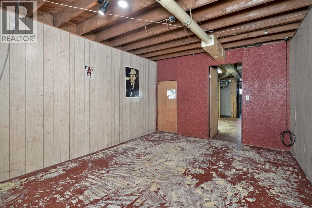 44 Winslow Crescent Sw, Calgary, Alberta  T3C 2R1 - Photo 23 - A2276396