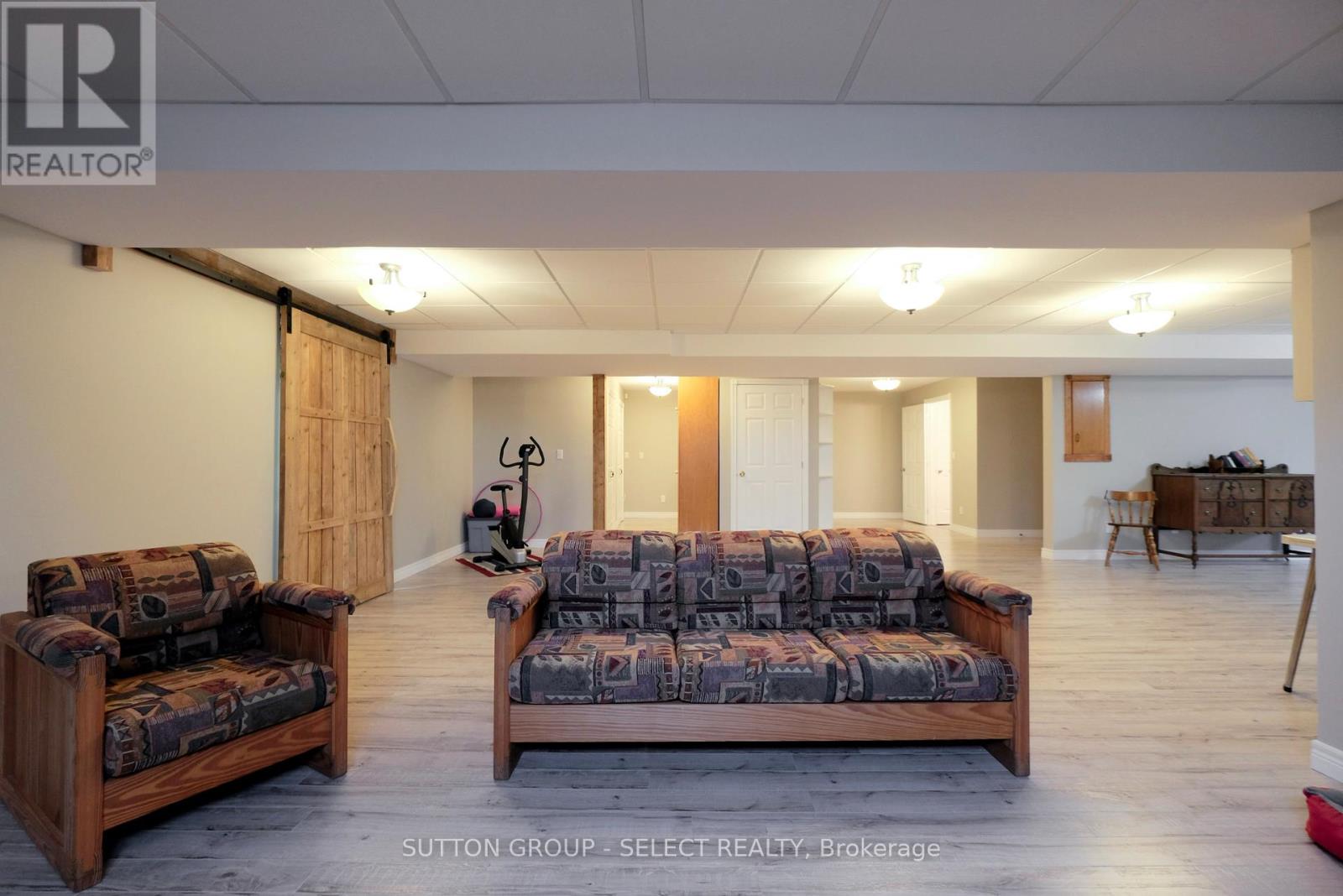 7284 Calvert Drive, Strathroy-Caradoc, Ontario  N7G 3H5 - Photo 24 - X12744684