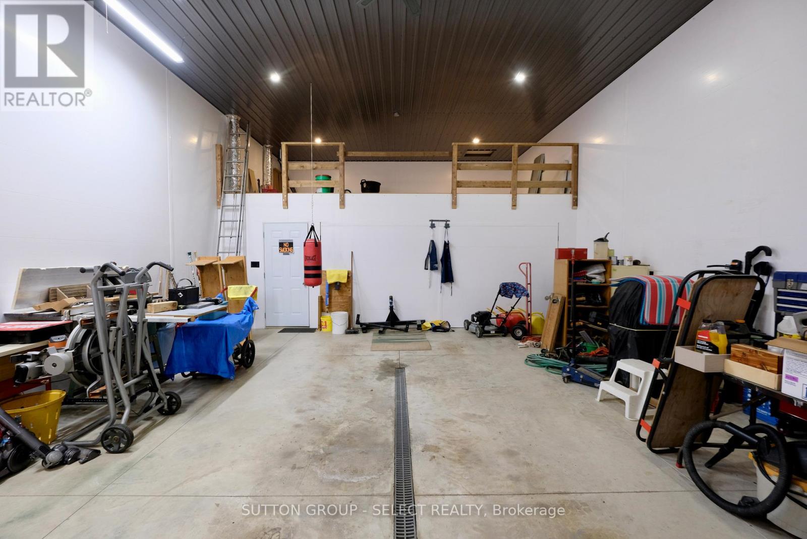 7284 Calvert Drive, Strathroy-Caradoc, Ontario  N7G 3H5 - Photo 33 - X12744684