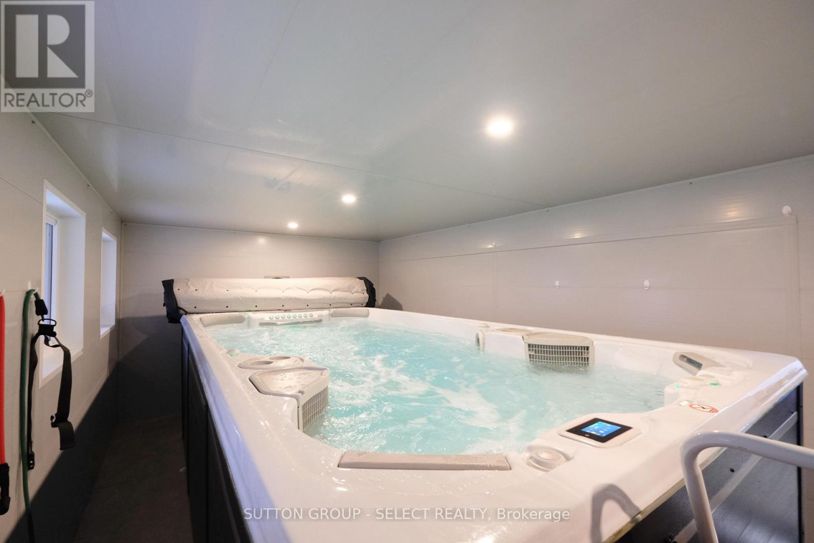 7284 Calvert Drive, Strathroy-Caradoc, Ontario  N7G 3H5 - Photo 34 - X12744684