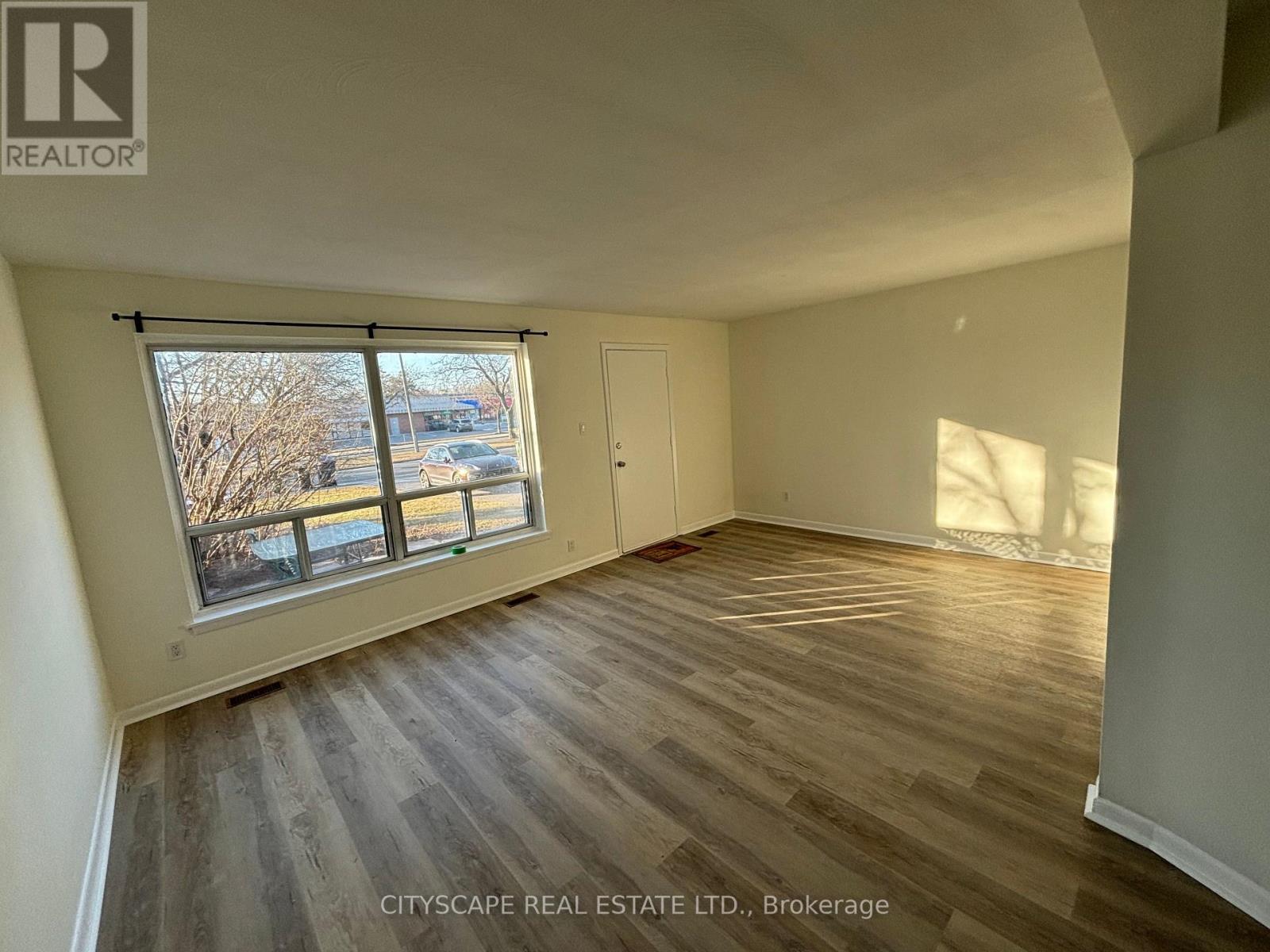 116 Guildwood Parkway, Toronto, Ontario  M1E 1P3 - Photo 8 - E12744674