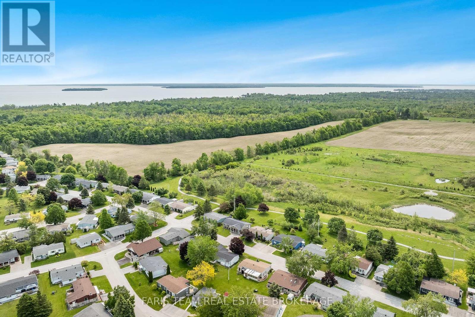 81 Corner Brook Trail, Innisfil, Ontario  L9S 1S1 - Photo 32 - N12744692