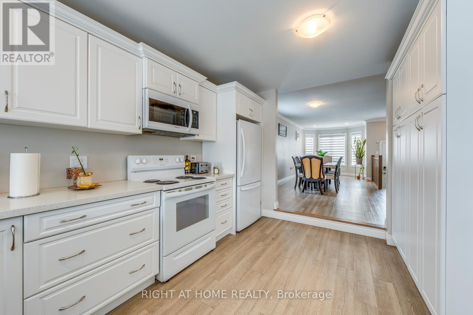 30 Brighton Road, Barrie, Ontario  L4M 6S4 - Photo 20 - S12744688