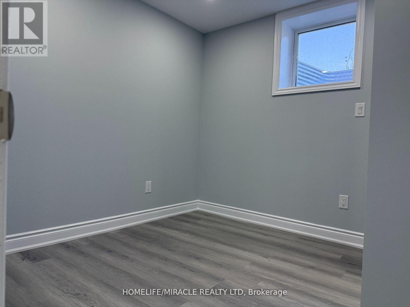 31 Flurry Circle, Brampton, Ontario  L6X 0S8 - Photo 11 - W12744676