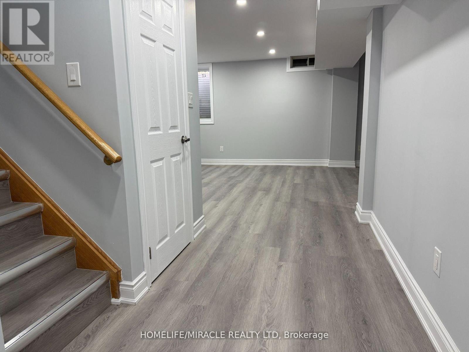 31 Flurry Circle, Brampton, Ontario  L6X 0S8 - Photo 13 - W12744676