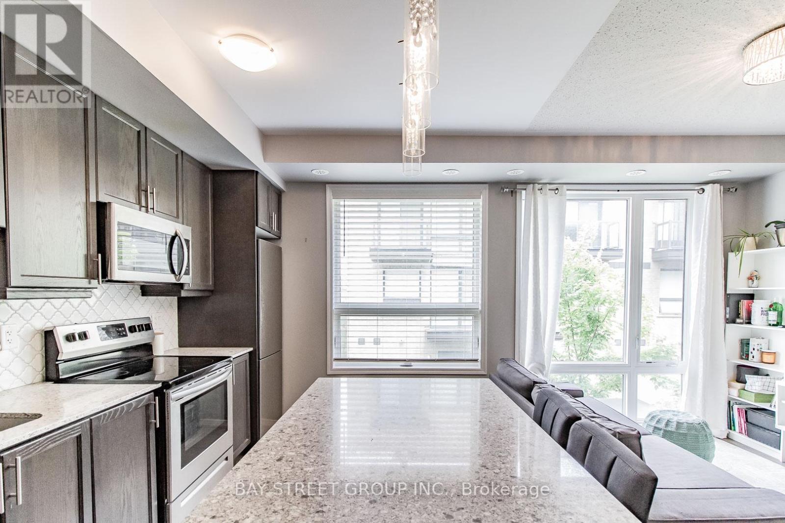 99 - 32 FIELDWAY ROAD, Toronto, Ontario