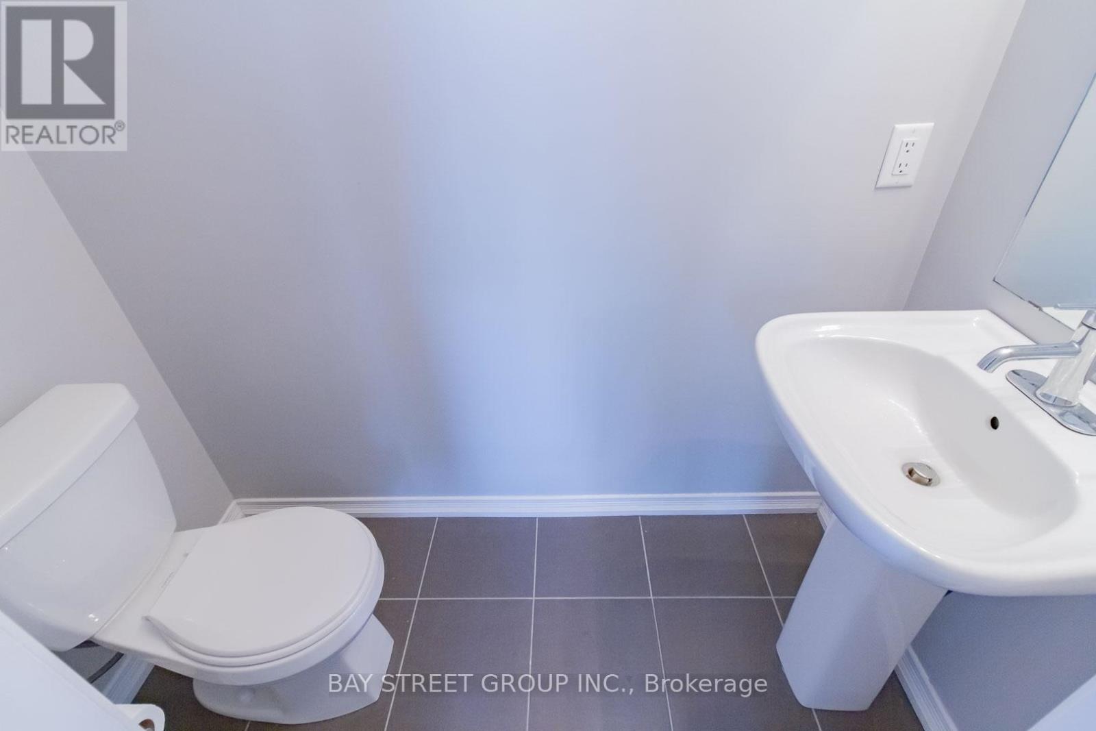 99 - 32 Fieldway Road, Toronto, Ontario  M8Z 3L2 - Photo 20 - W12744698