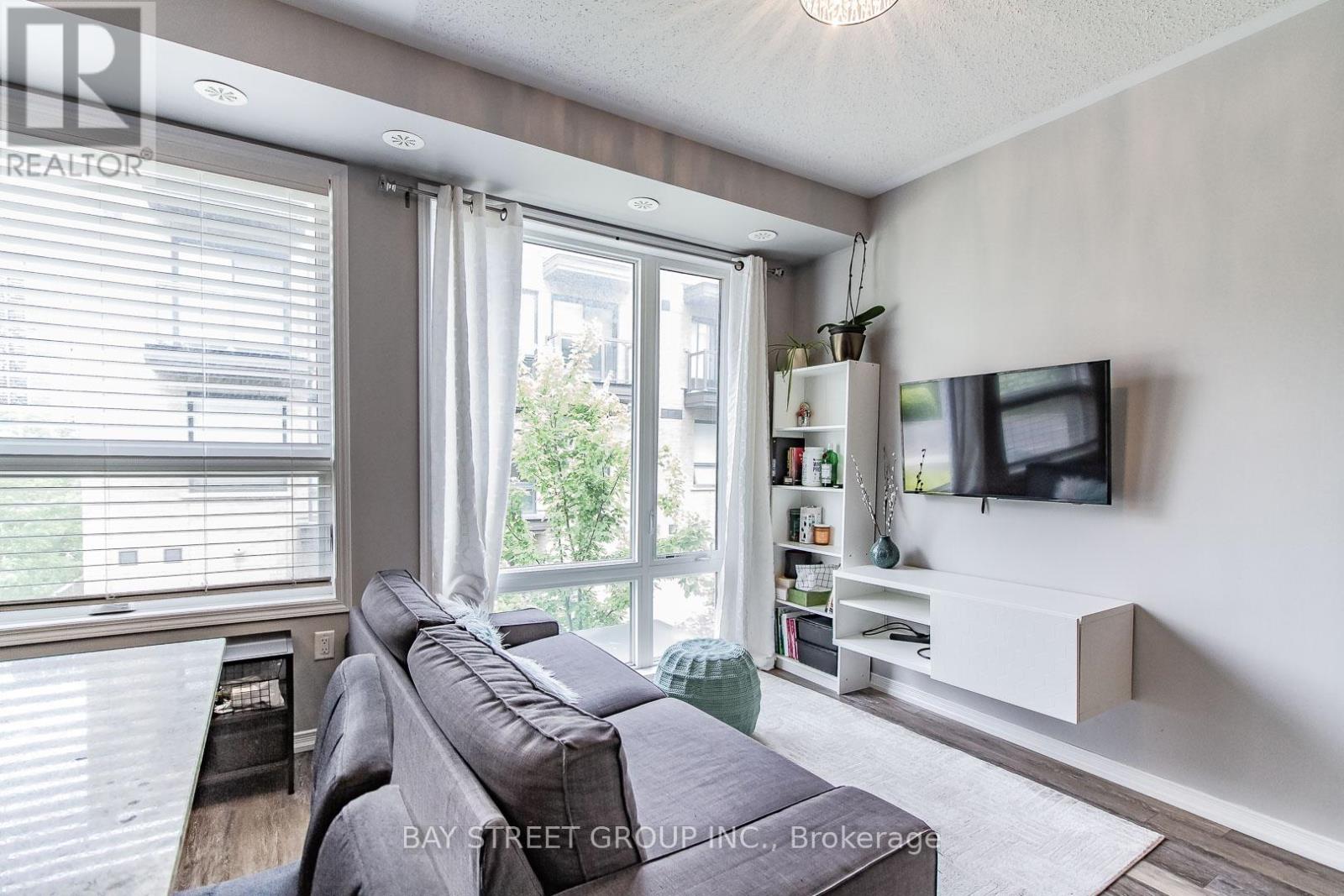 99 - 32 Fieldway Road, Toronto, Ontario  M8Z 3L2 - Photo 3 - W12744698