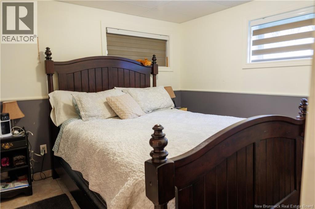 539 Boulevard St Pierre O, Caraquet, New Brunswick  E1W 1A3 - Photo 32 - NB131266
