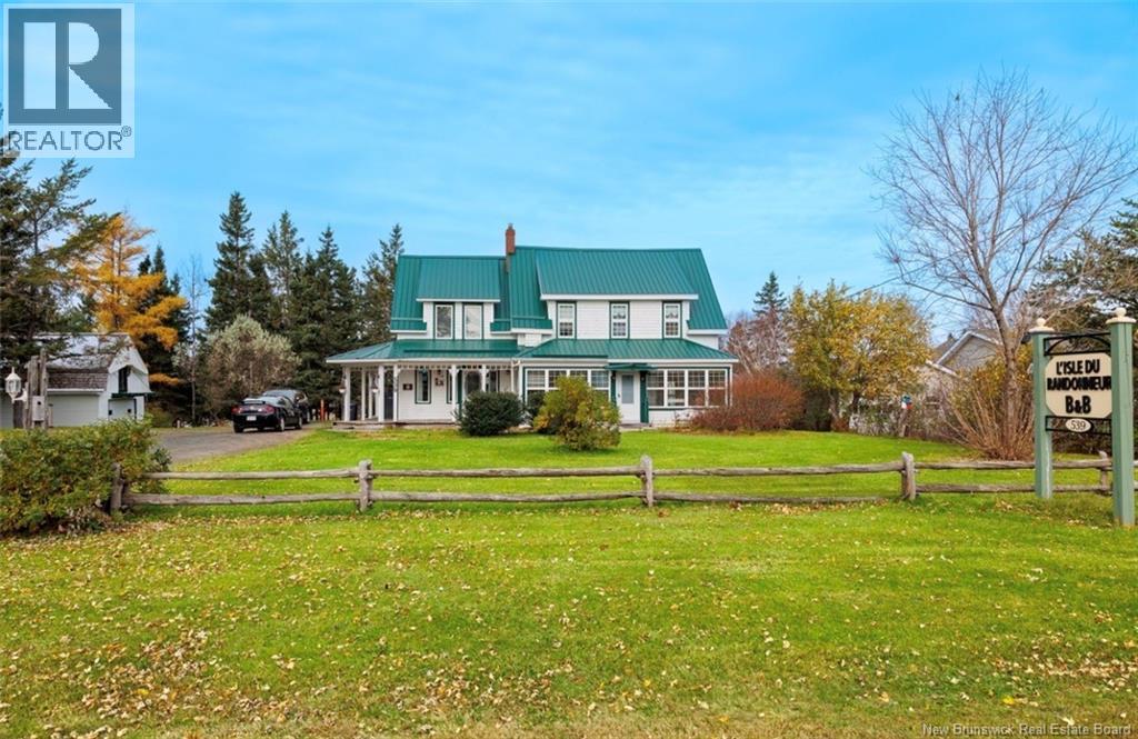 539 Boulevard St Pierre O, Caraquet, New Brunswick  E1W 1A3 - Photo 1 - NB131280