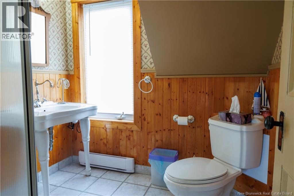 539 Boulevard St Pierre O, Caraquet, New Brunswick  E1W 1A3 - Photo 23 - NB131280