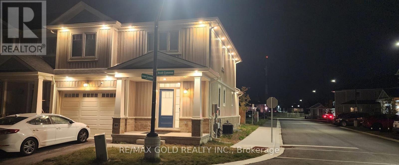 25 Noah Common Street, St. Catharines, Ontario  L2P 0G1 - Photo 2 - X12744700