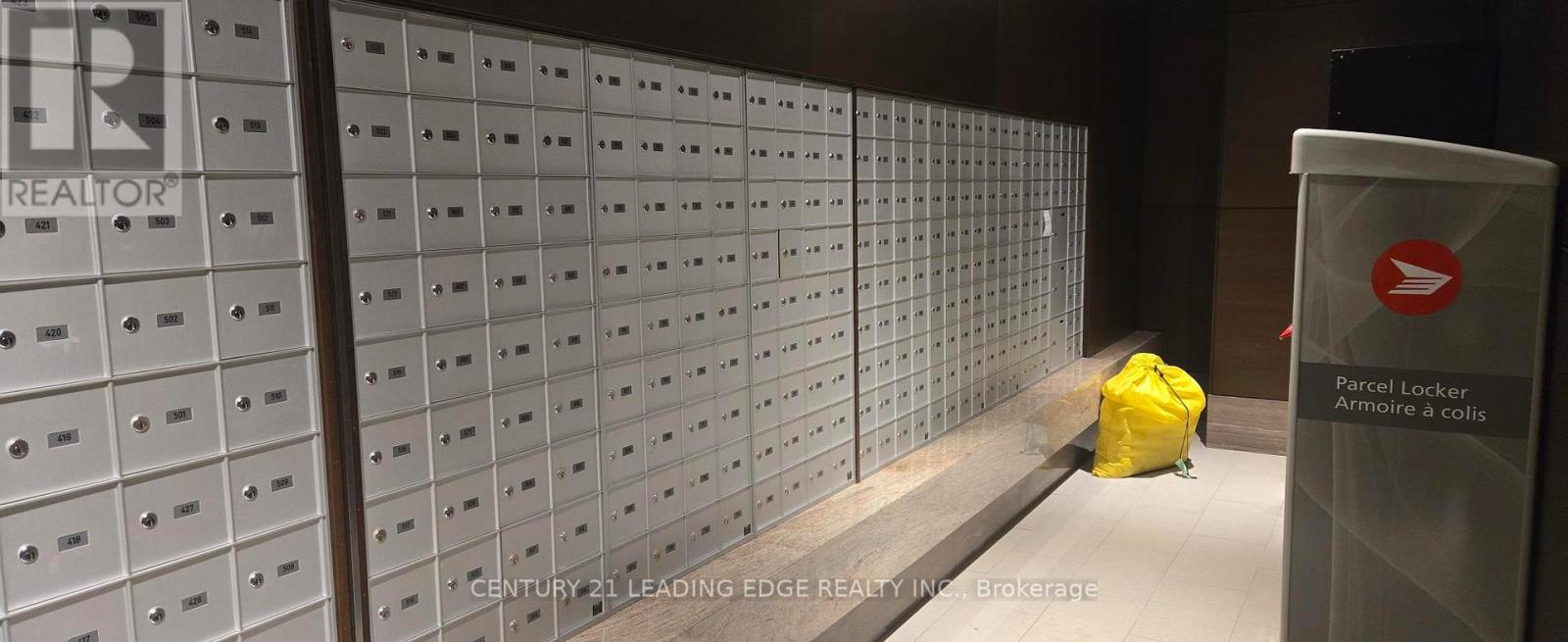 414 - 35 Brian Peck Crescent, Toronto, Ontario  M4G 0A5 - Photo 4 - C12733236