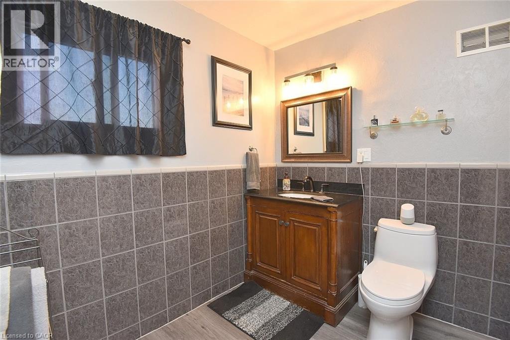 19 East 17th Street, Hamilton, Ontario  L9A 4L9 - Photo 26 - 40802010