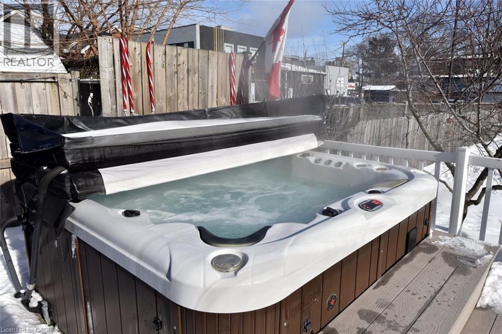 19 East 17th Street, Hamilton, Ontario  L9A 4L9 - Photo 35 - 40802010