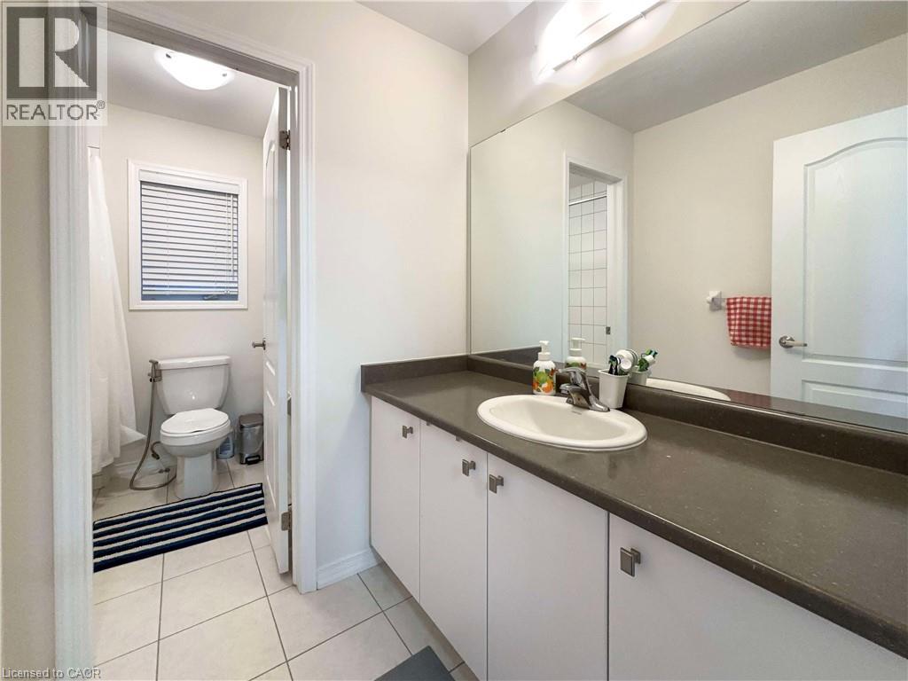 159 Longboat Run W, Brantford, Ontario  N3T 0R9 - Photo 8 - 40801881