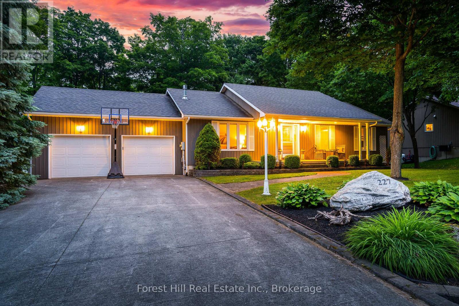 227 PETERS CRESCENT, Grey Highlands, Ontario