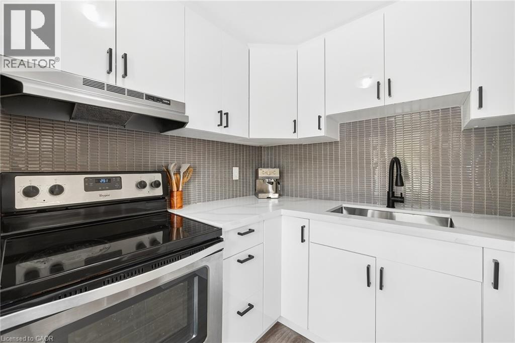 720 Parkview Crescent, Cambridge, Ontario  N3H 4X9 - Photo 13 - 40797869