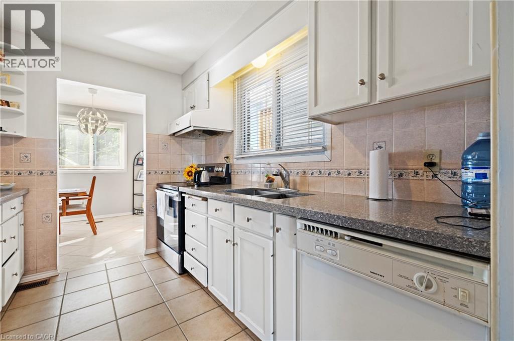 135 West Avenue N, Hamilton, Ontario  L8L 5C4 - Photo 10 - 40801825