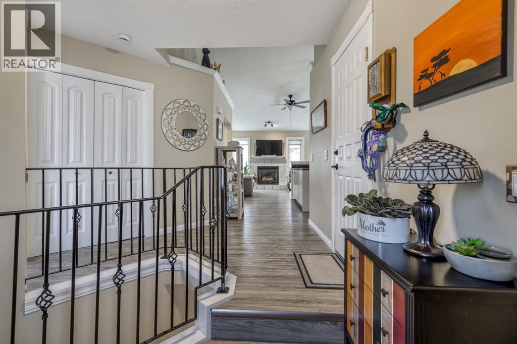 321 De Foras Close Nw, High River, Alberta  T1V 1R2 - Photo 3 - A2280036