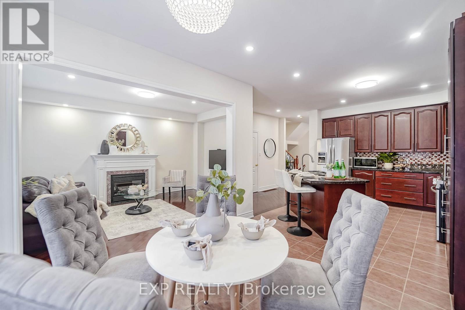 17 Rouge Bank Drive, Markham, Ontario  L6B 1A8 - Photo 13 - N12744710