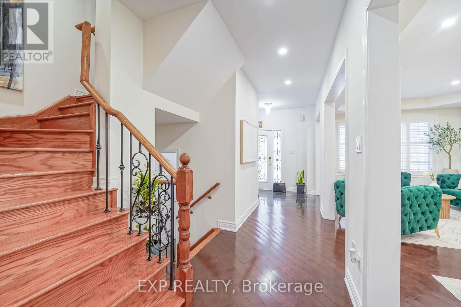 17 Rouge Bank Drive, Markham, Ontario  L6B 1A8 - Photo 18 - N12744710