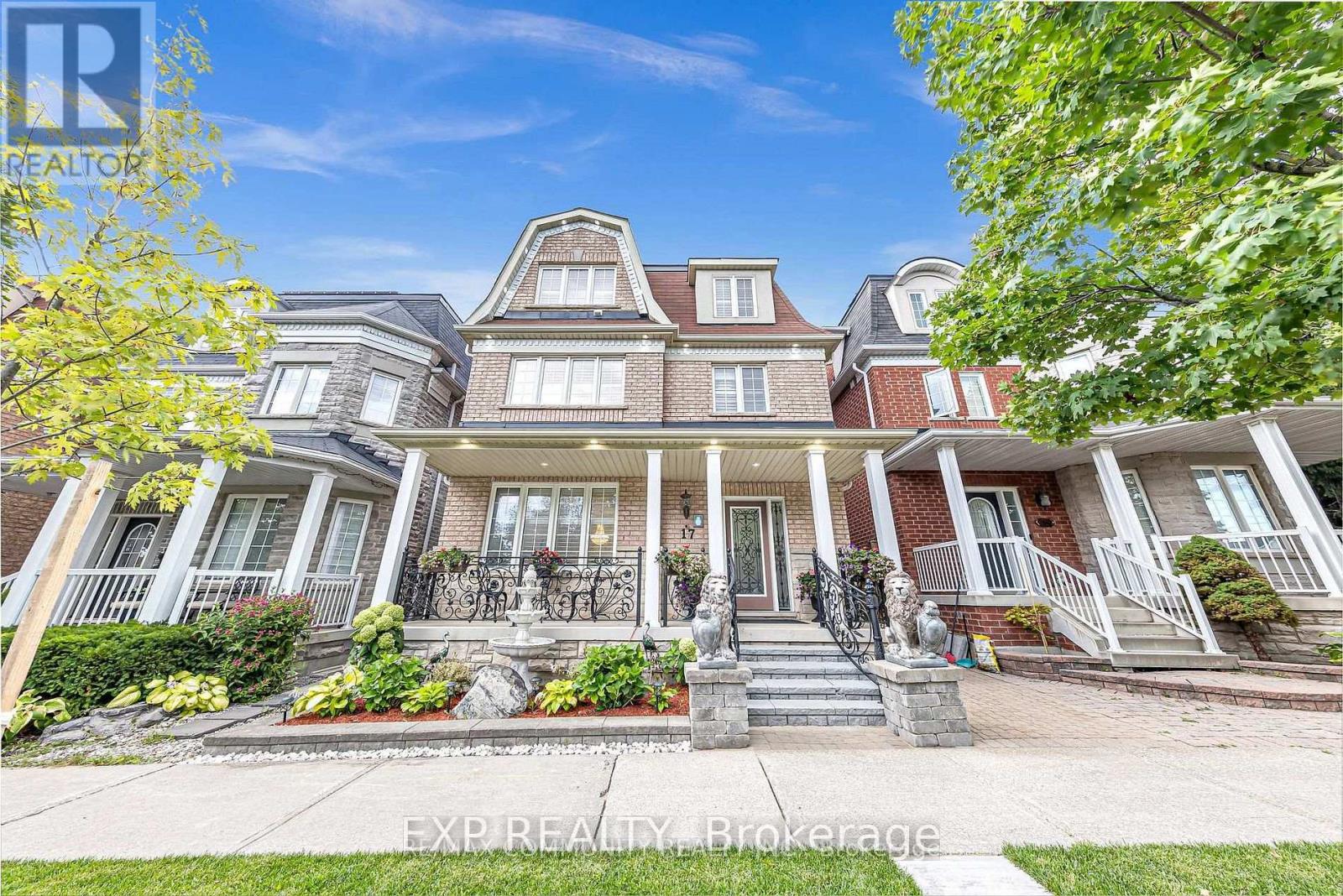 17 Rouge Bank Drive, Markham, Ontario  L6B 1A8 - Photo 3 - N12744710