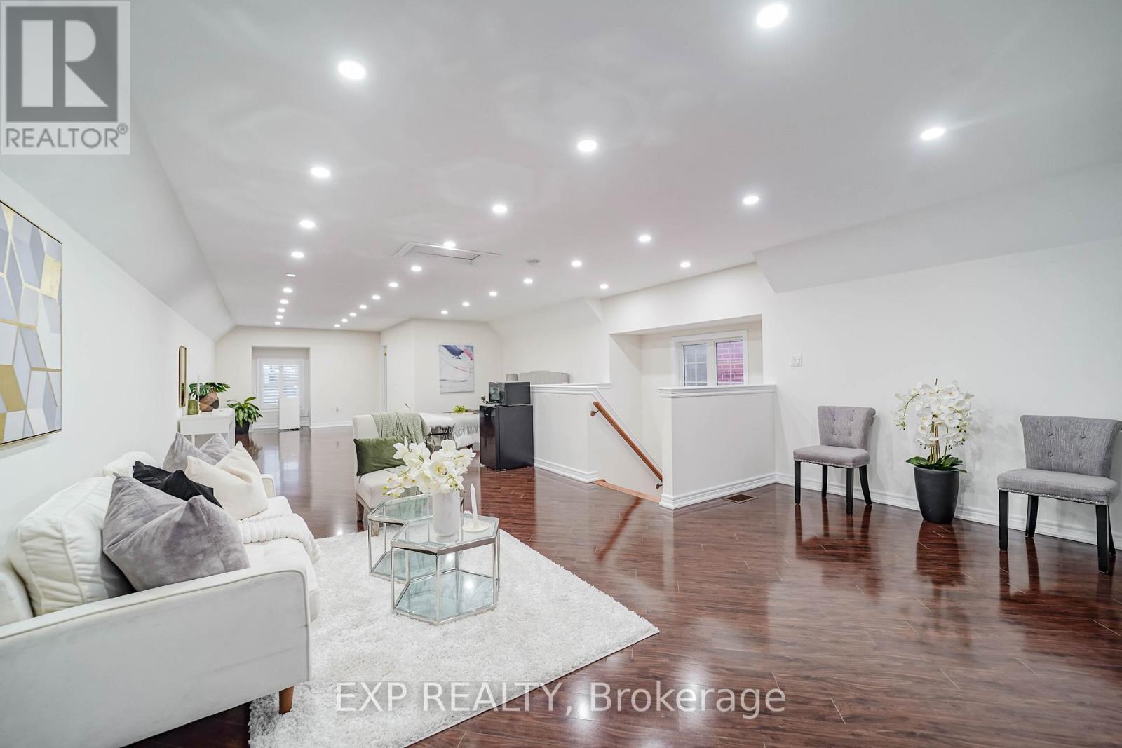 17 Rouge Bank Drive, Markham, Ontario  L6B 1A8 - Photo 32 - N12744710