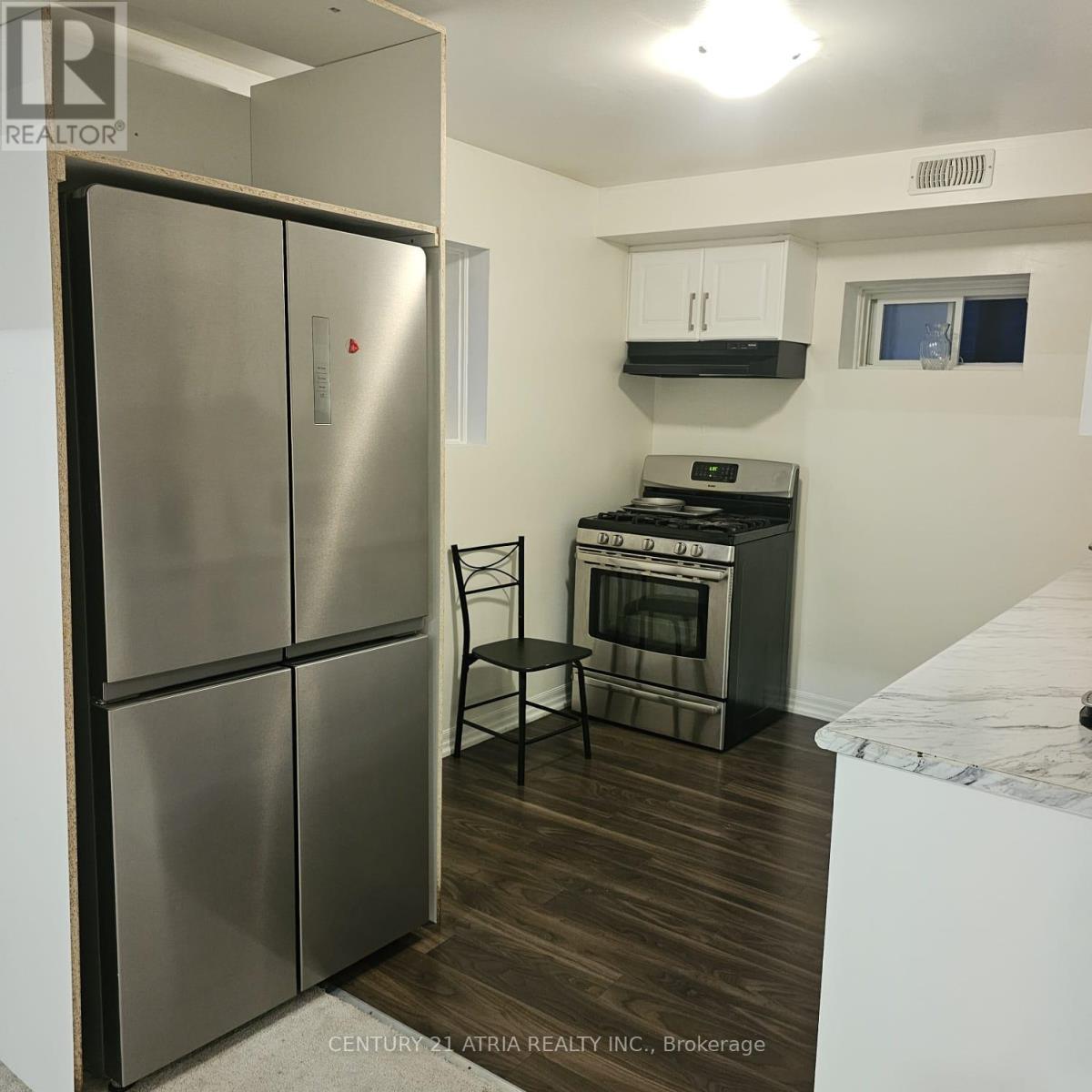 82 Vantage Loop, Newmarket, Ontario  L3X 0K8 - Photo 9 - N12744732