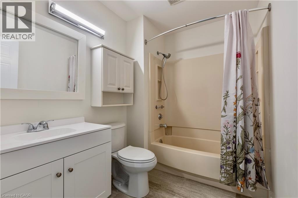 122 Bunting Road Unit# 54, St. Catharines, Ontario  L2P 3X7 - Photo 12 - 40802068