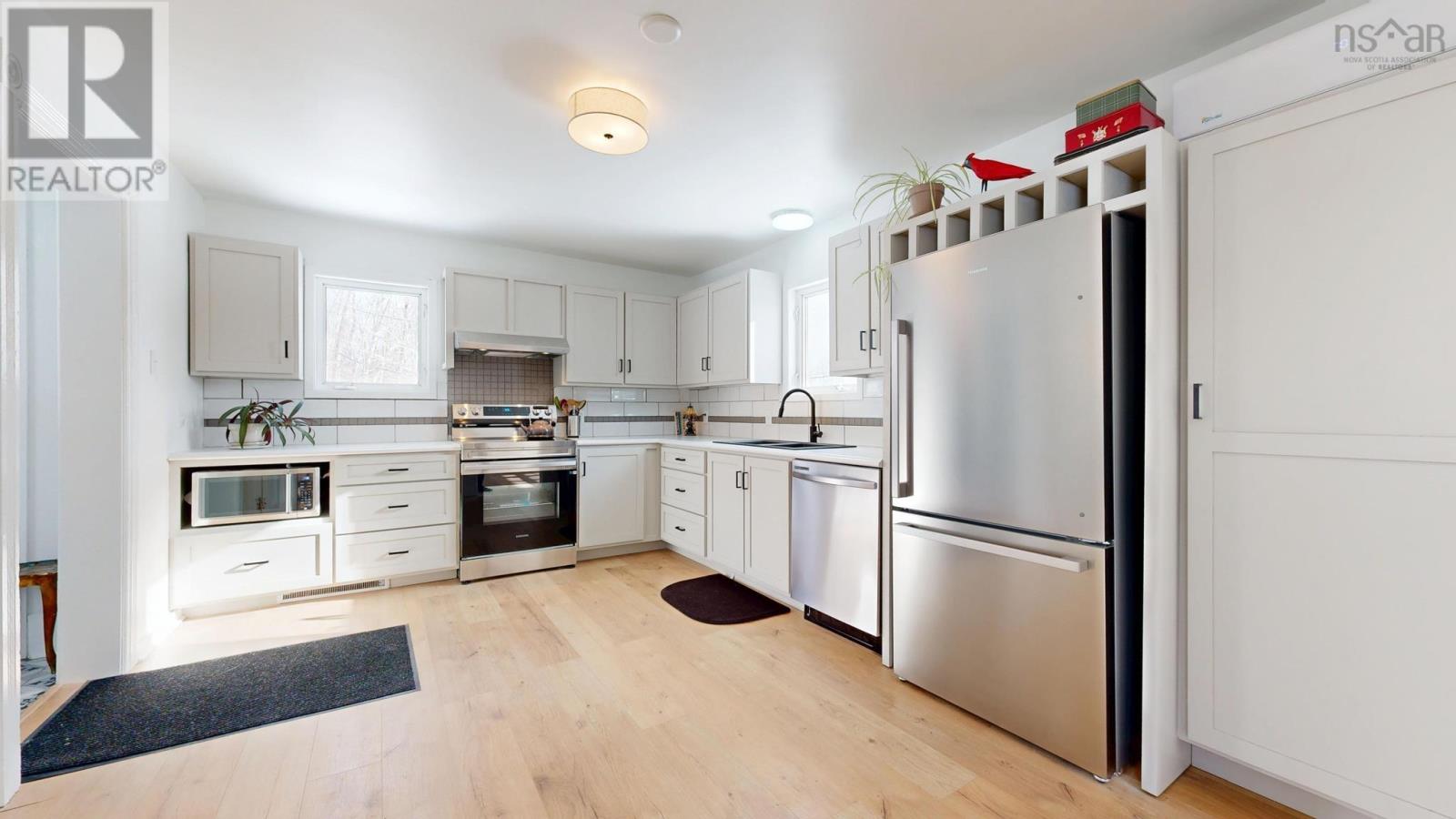 489 Back Centre Road, Back Centre, Nova Scotia  B0J 2C0 - Photo 7 - 202601360