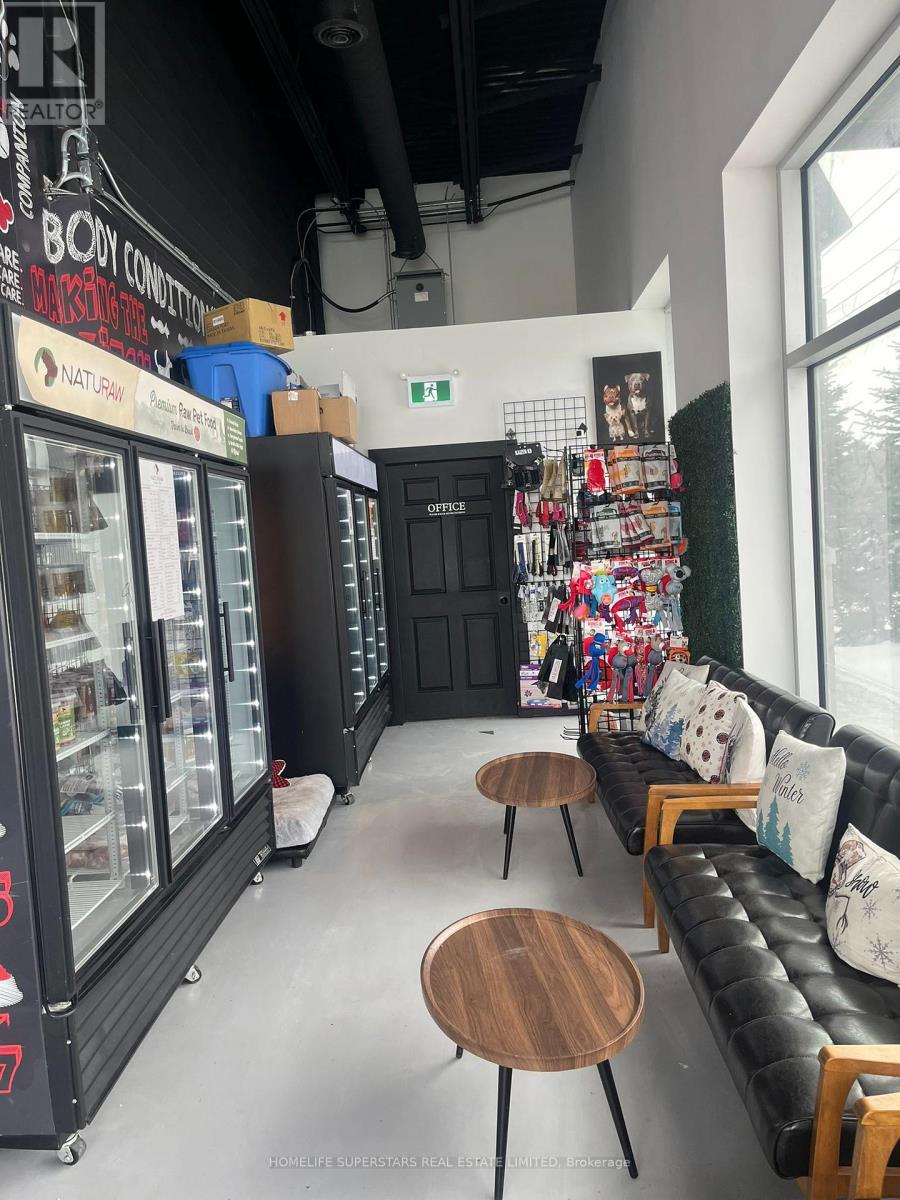 A1 - 10960 Goreway Drive, Brampton, Ontario  L6P 0M4 - Photo 4 - W12744706