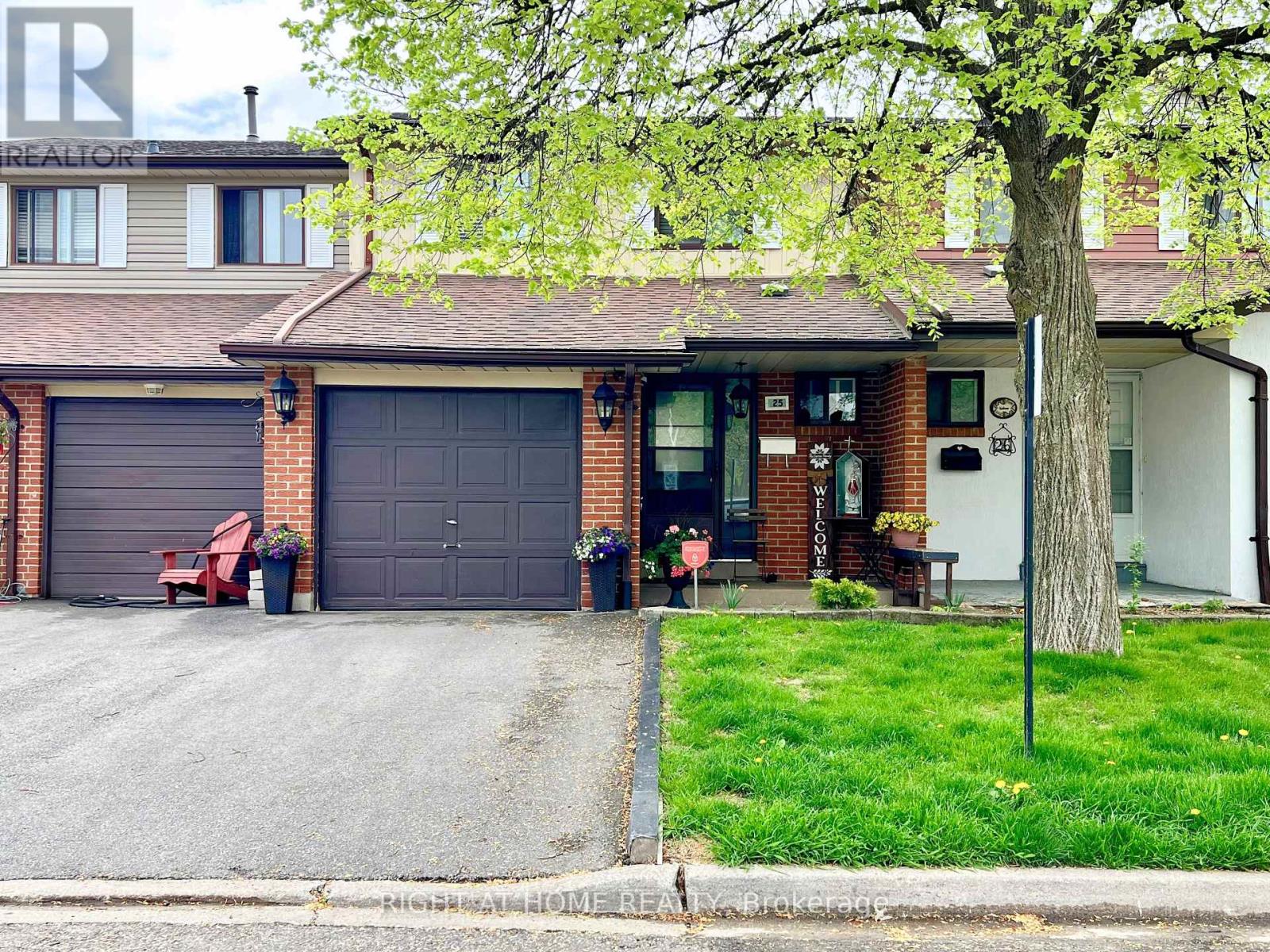 25 BARONWOOD COURT, Brampton, Ontario
