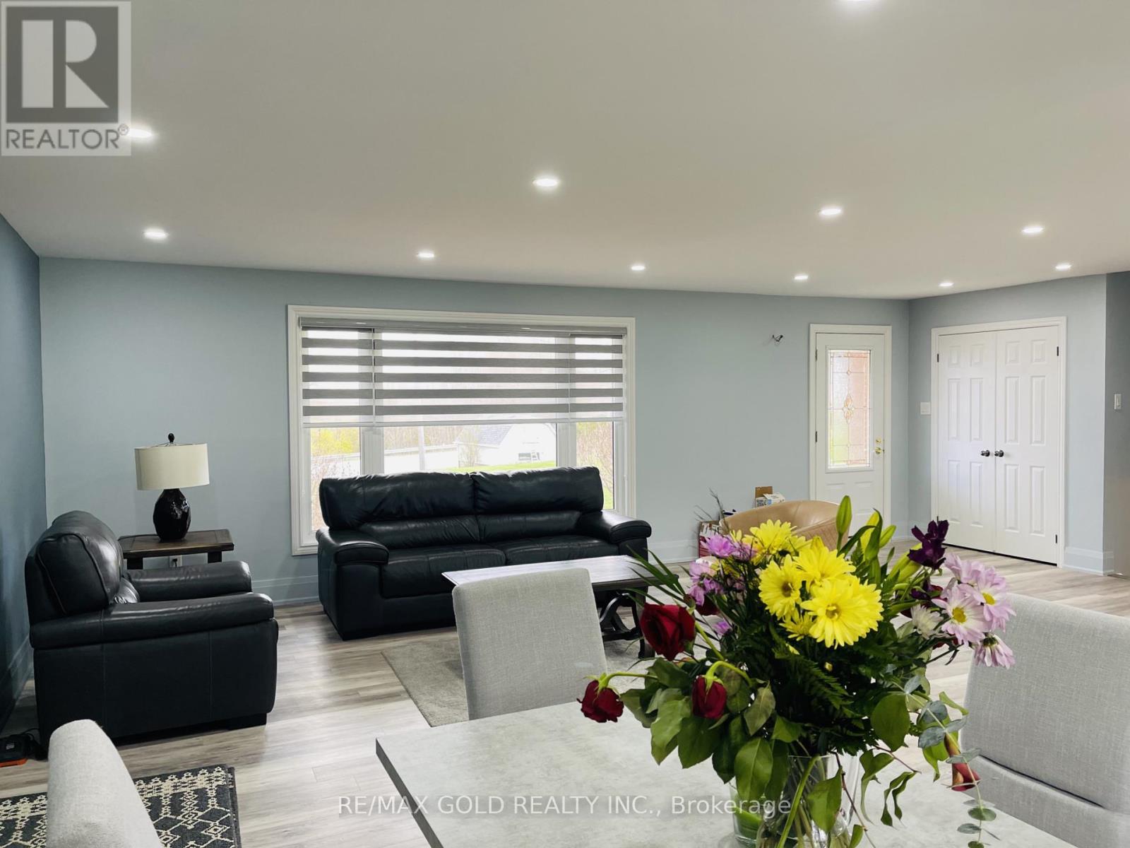 19682 Airport Rd Road, Caledon, Ontario  L7K 0A3 - Photo 8 - W12744722