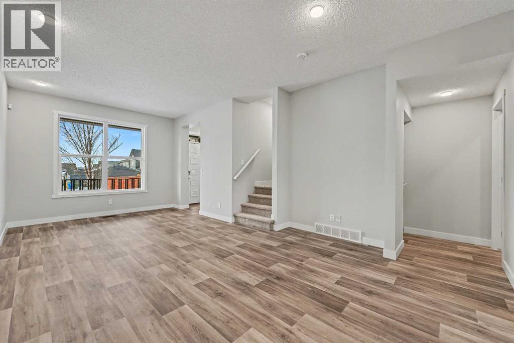 120 Carringvue Way Nw, Calgary, Alberta  T3P 1K6 - Photo 11 - A2279083