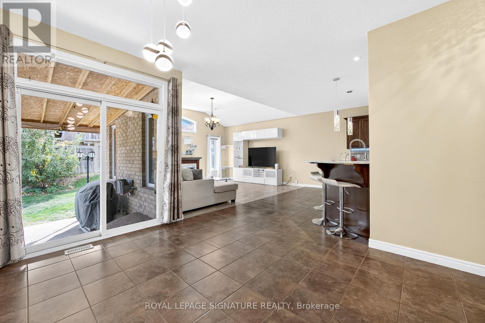 408 Gravel Ridge Trail, Kitchener, Ontario  N2E 0B2 - Photo 21 - X12744724