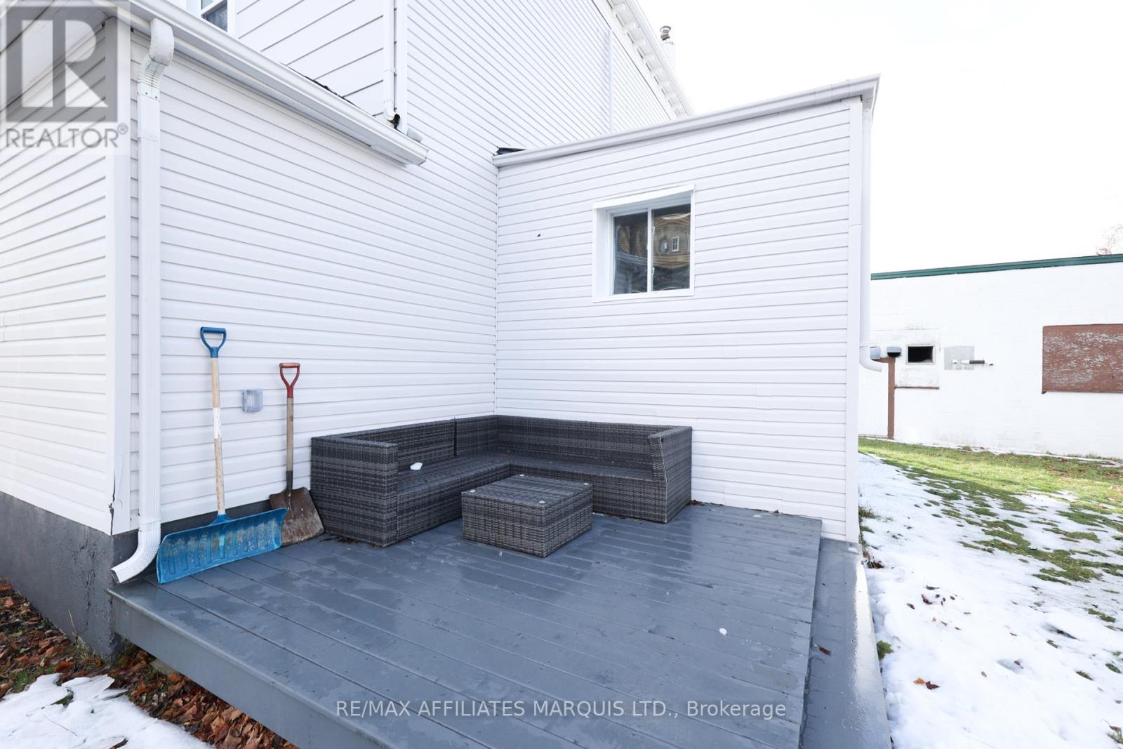 11 Elgin Street E, North Glengarry, Ontario K0C 1A0 - Photo 7 - X12520200