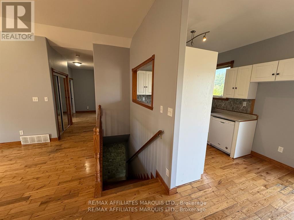 19249 County Road 2 Road, South Glengarry, Ontario  K0C 2E0 - Photo 14 - X12693788