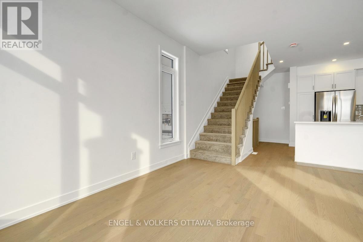 584 Arbia Ridge, Ottawa, Ontario  K2S 2S4 - Photo 20 - X12744804