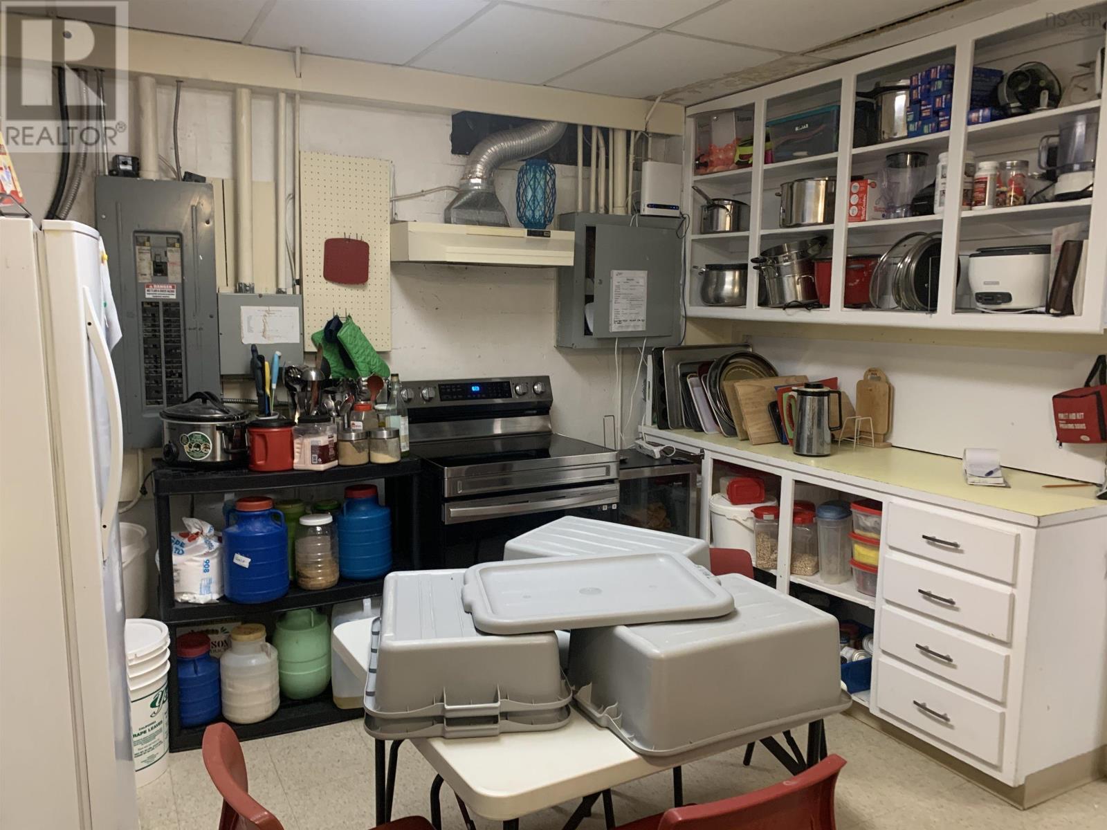 199 Bedford Highway, Halifax, Nova Scotia  B3M 0R5 - Photo 27 - 202601819