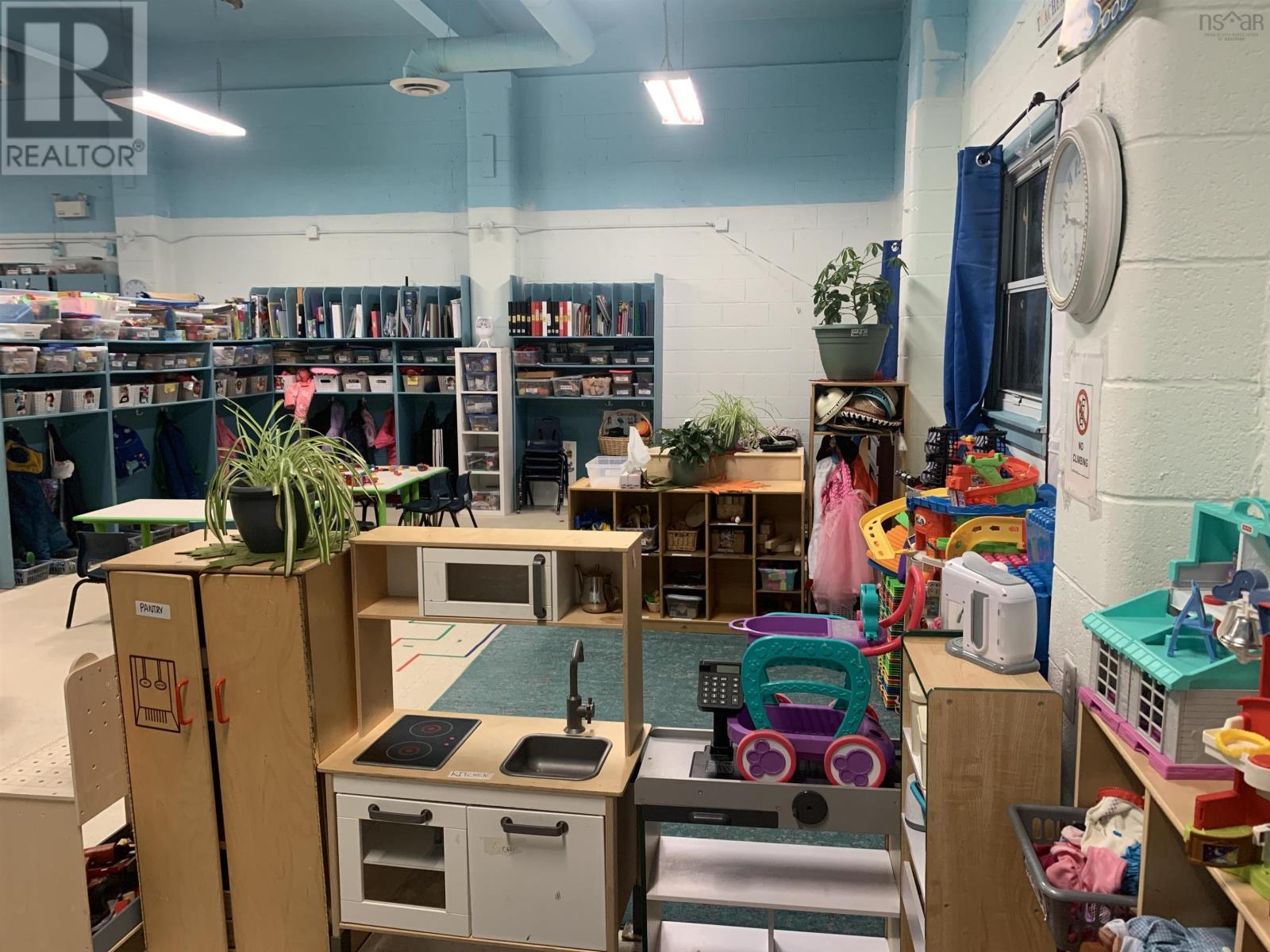 199 Bedford Highway, Halifax, Nova Scotia  B3M 0R5 - Photo 9 - 202601819