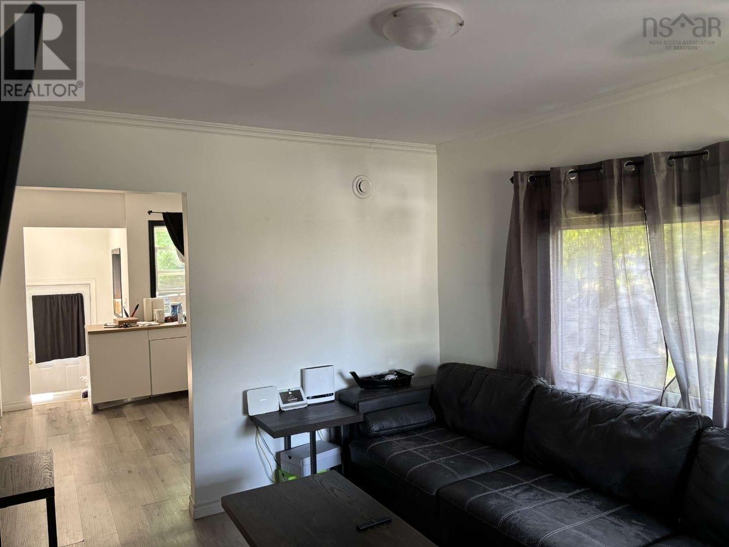 18 Royalty Street, Truro, Nova Scotia  B2N 1S9 - Photo 10 - 202601820