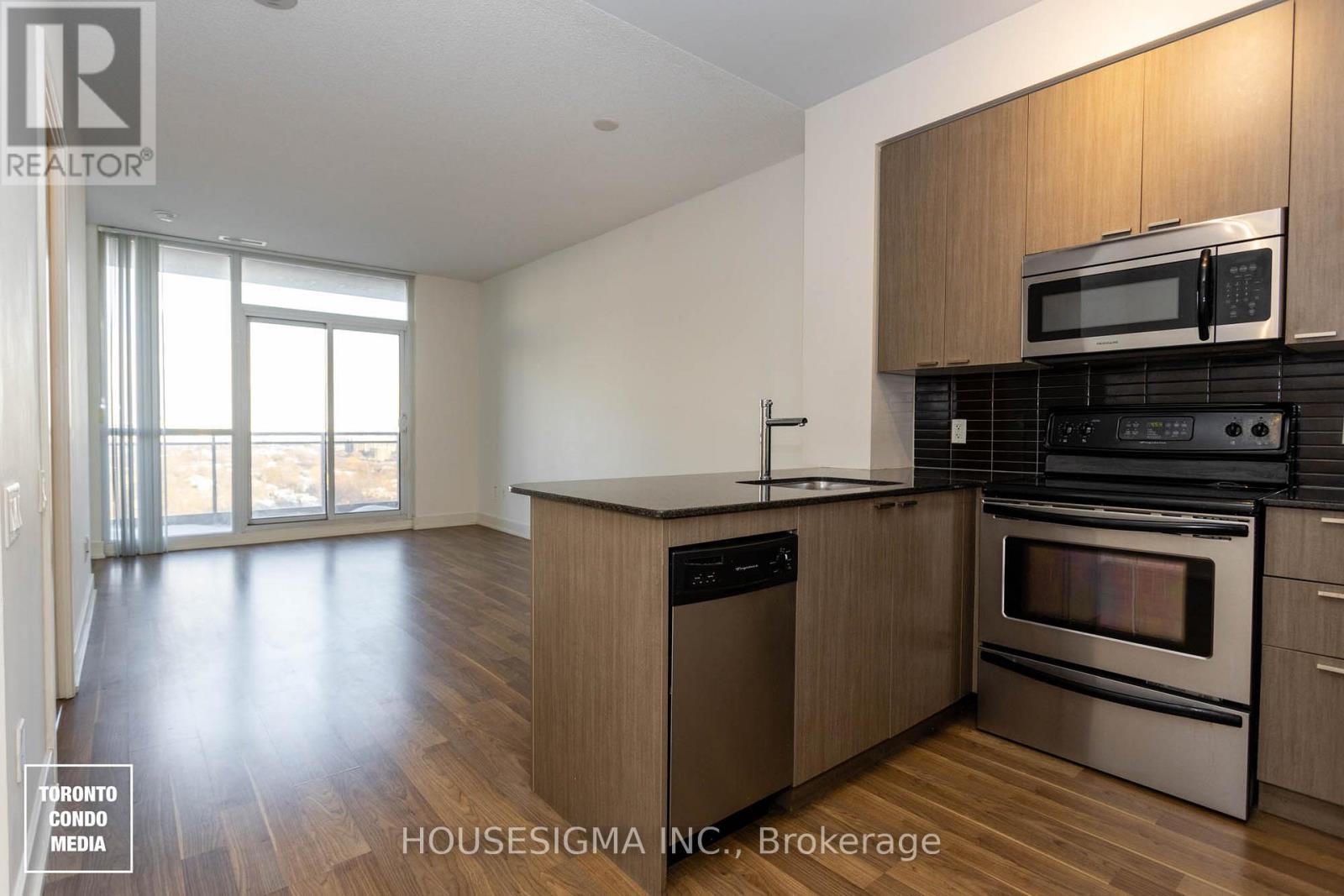 2007 - 23 SHEPPARD AVENUE E, Toronto, Ontario