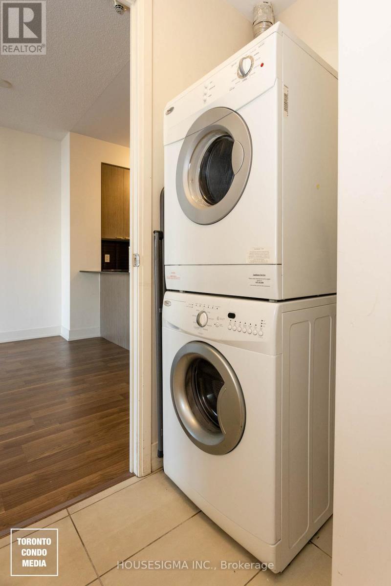 2007 - 23 Sheppard Avenue E, Toronto, Ontario  M2N 0C8 - Photo 6 - C12744774