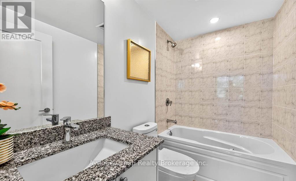 211 - 700 Sheppard Avenue W, Toronto, Ontario  M3H 0G5 - Photo 15 - C12744786