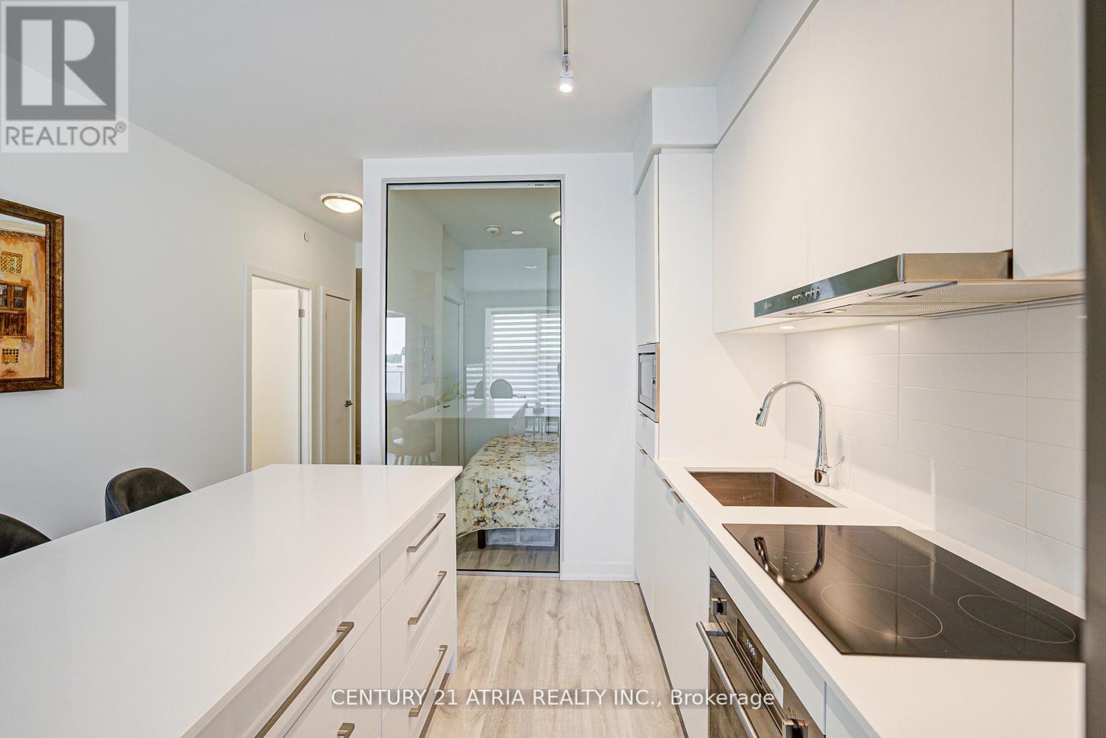 525 - 7 Golden Lion Heights, Toronto, Ontario  M2M 0C1 - Photo 11 - C12744806