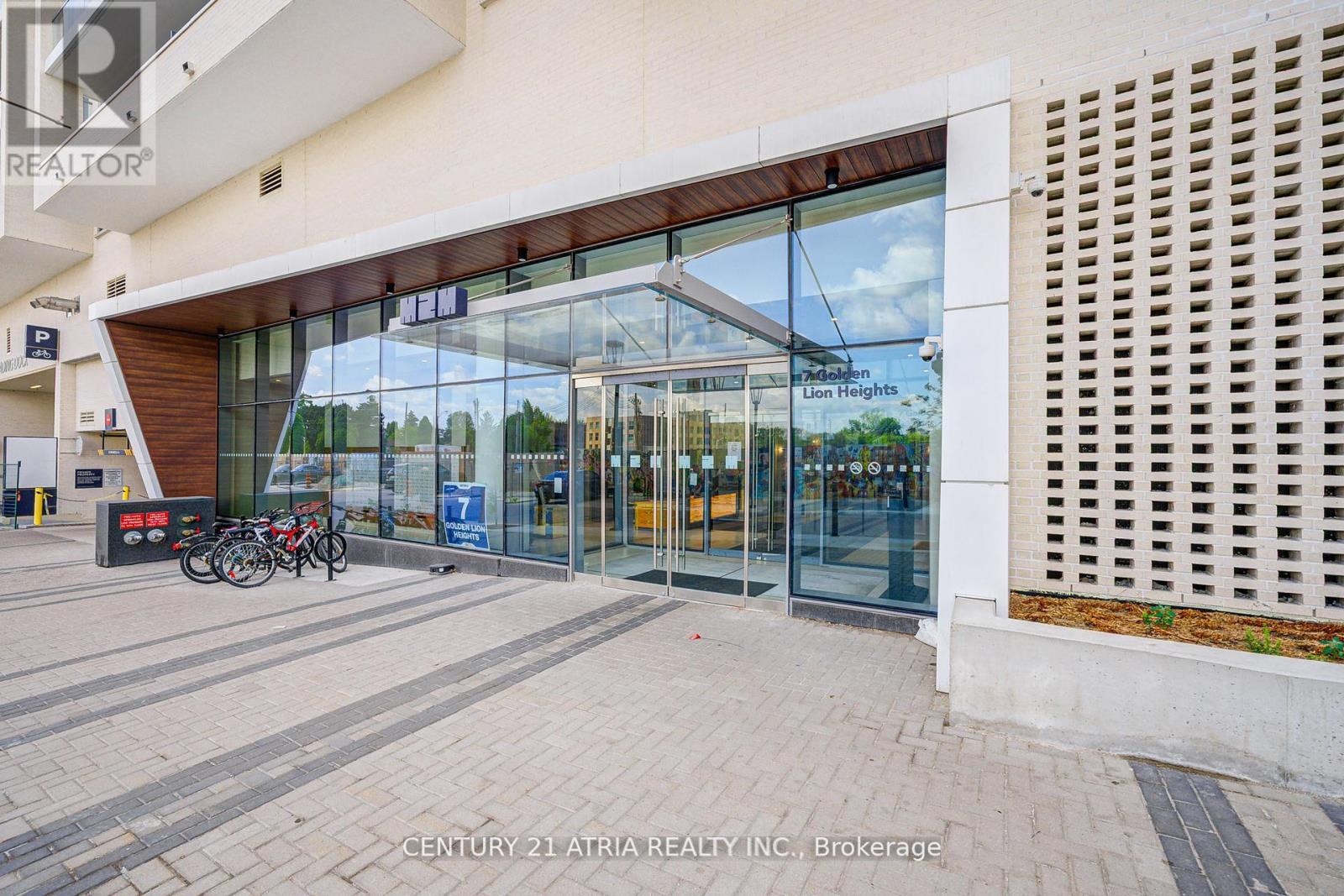 525 - 7 Golden Lion Heights, Toronto, Ontario  M2M 0C1 - Photo 2 - C12744806