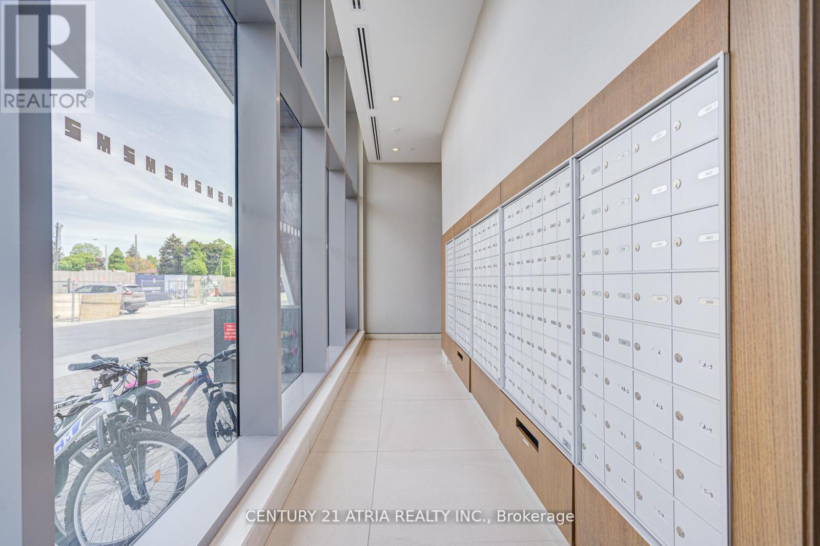 525 - 7 Golden Lion Heights, Toronto, Ontario  M2M 0C1 - Photo 41 - C12744806