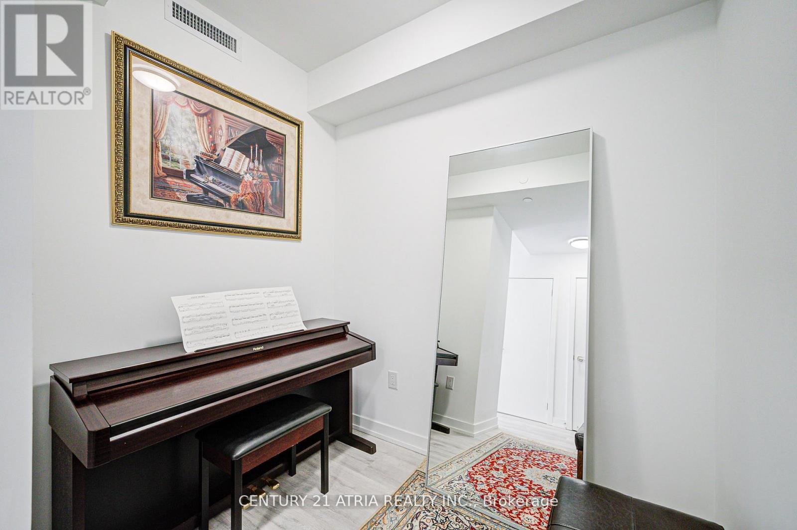 525 - 7 Golden Lion Heights, Toronto, Ontario  M2M 0C1 - Photo 7 - C12744806