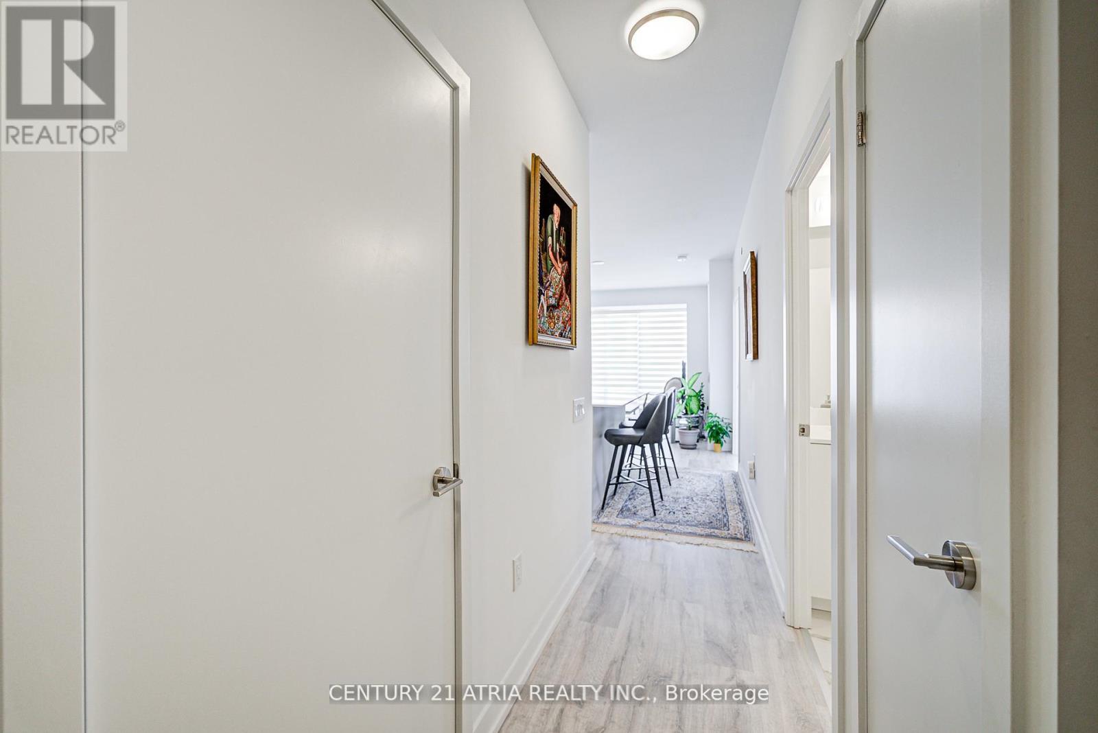 525 - 7 Golden Lion Heights, Toronto, Ontario  M2M 0C1 - Photo 8 - C12744806